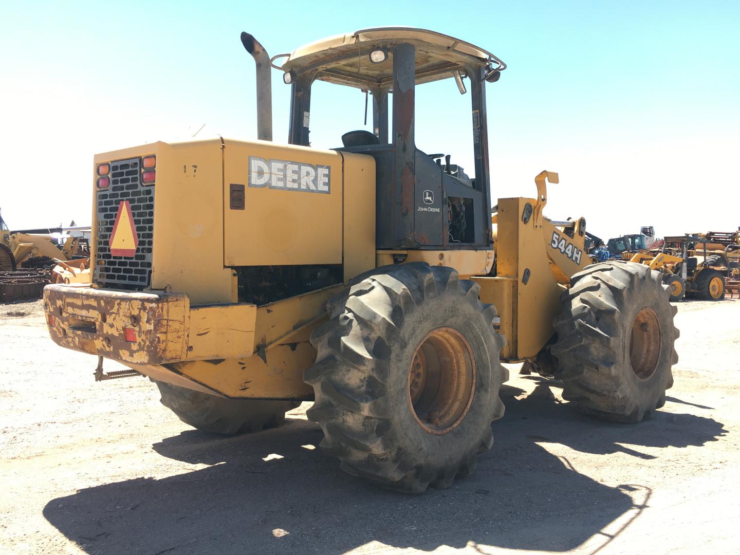 ./imagenes/INVOICE/2019/16832/CARGADOR FRONTAL JOHN DEERE 544H (30).JPG